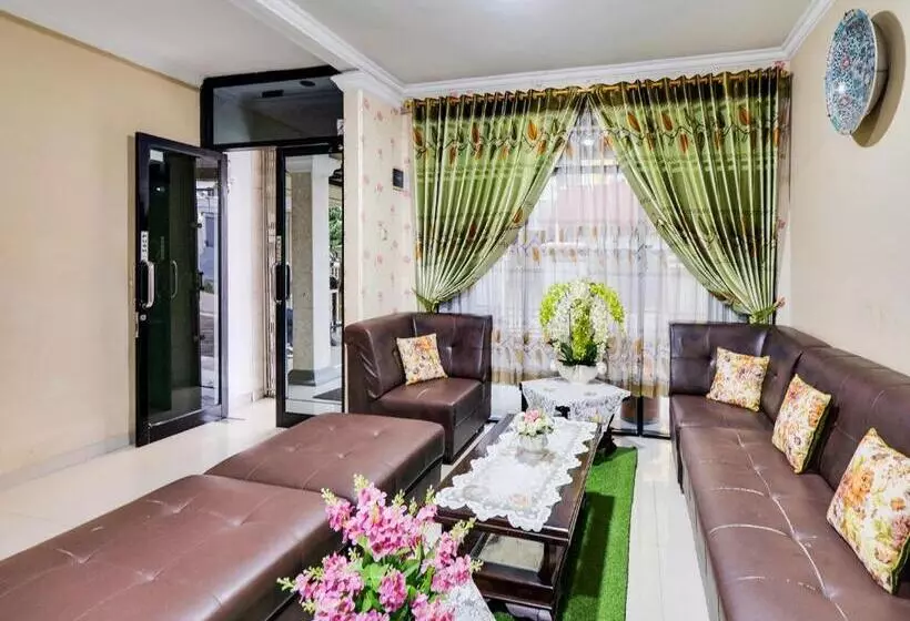 Hotelli Oyo 91994 Sawerigading Jatinangor Syariah