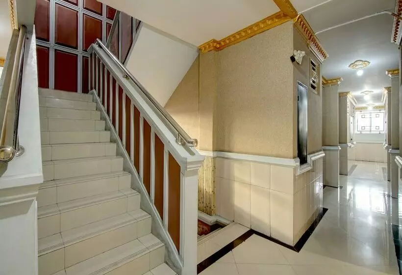 ホテル O Fitriaendika Residence Near Pasar Raya Padang