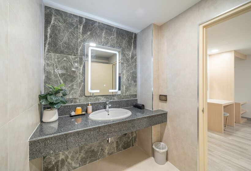 The Space Hotel Lampang