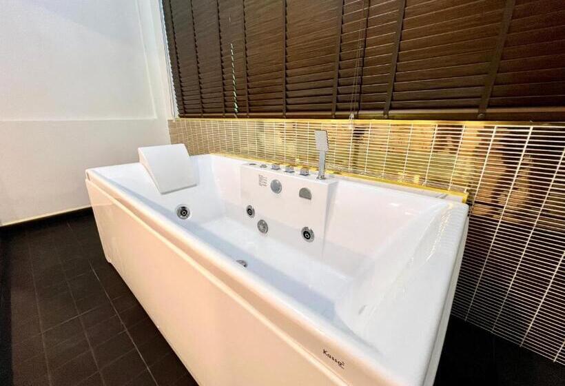 The Space Hotel Lampang