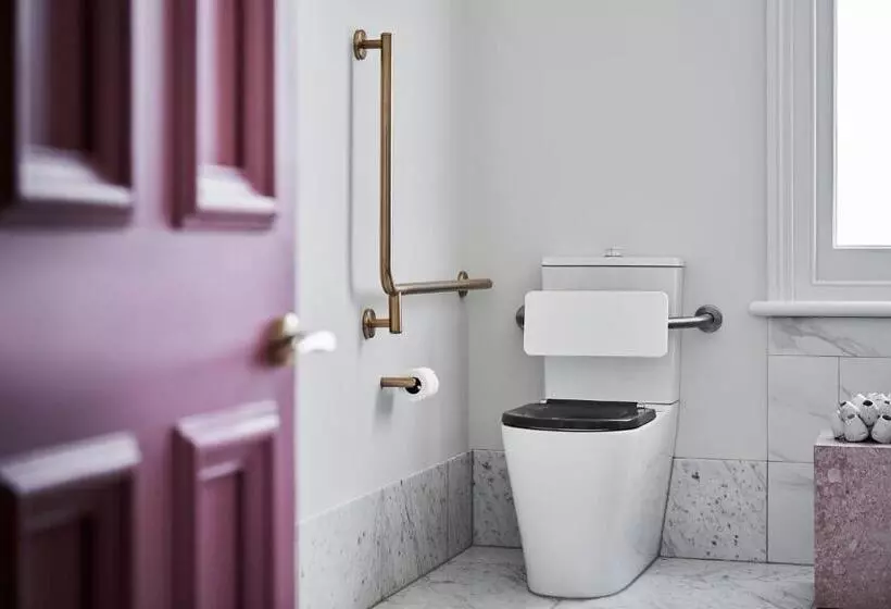 ホテル Vera Ballarat