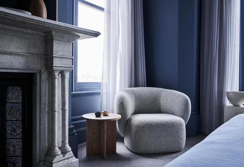 ホテル Vera Ballarat