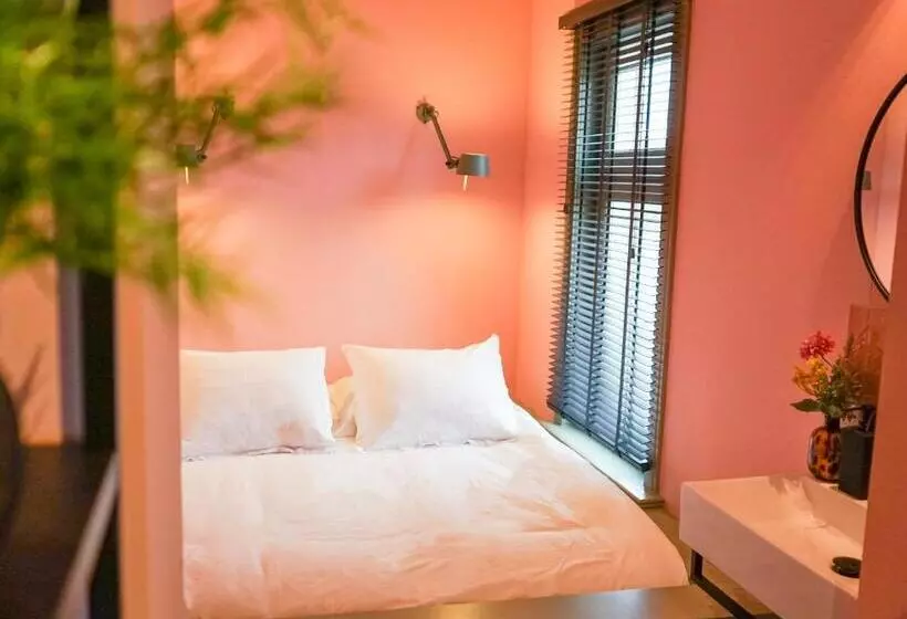 Hotelli Villa La Vida
