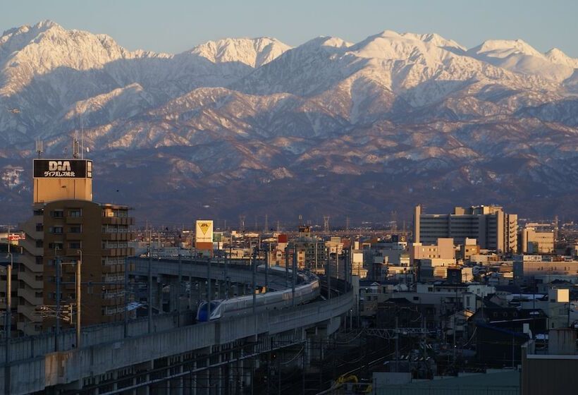 فندق Vischio Toyama