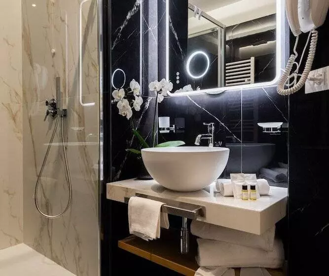 پانسیون Albadea Suites&jacuzzi