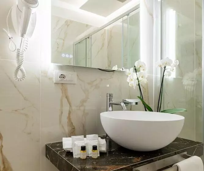 پانسیون Albadea Suites&jacuzzi