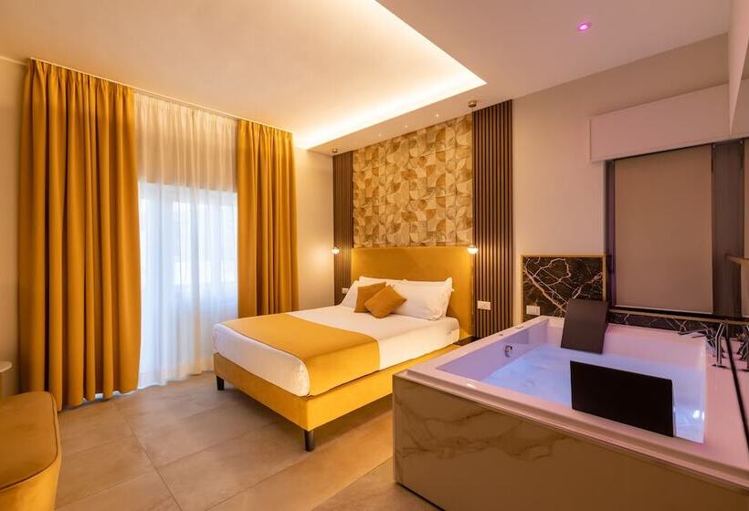 פנסיון Albadea Suites&jacuzzi