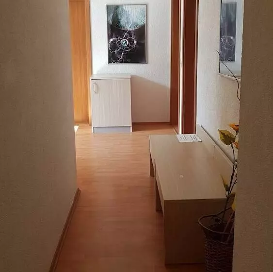 پانسیون Luccia Apartments Guesthouse Laguna