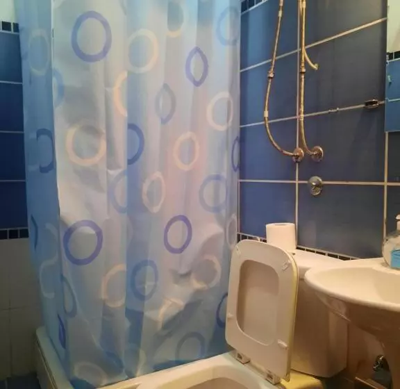 پانسیون Luccia Apartments Guesthouse Laguna