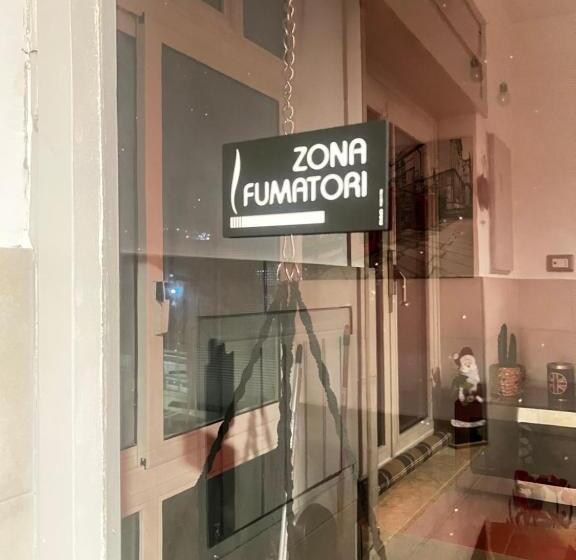 پانسیون Shiva House