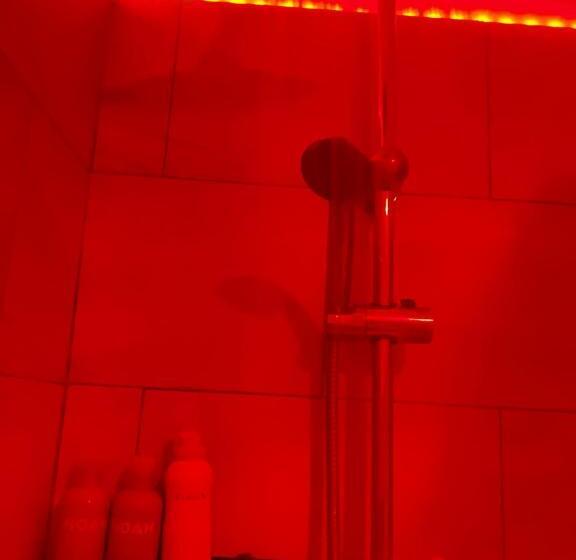 پانسیون Shiva House