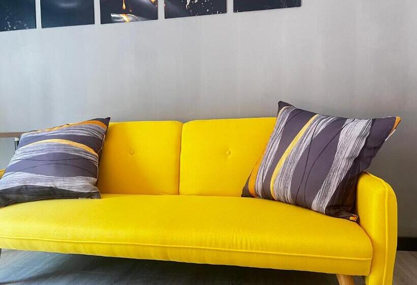 پانسیون Shiva House