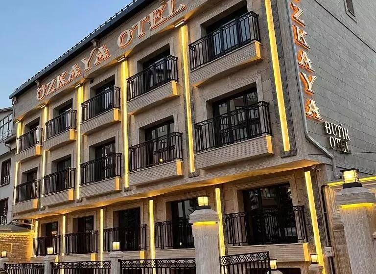 özkaya Otel