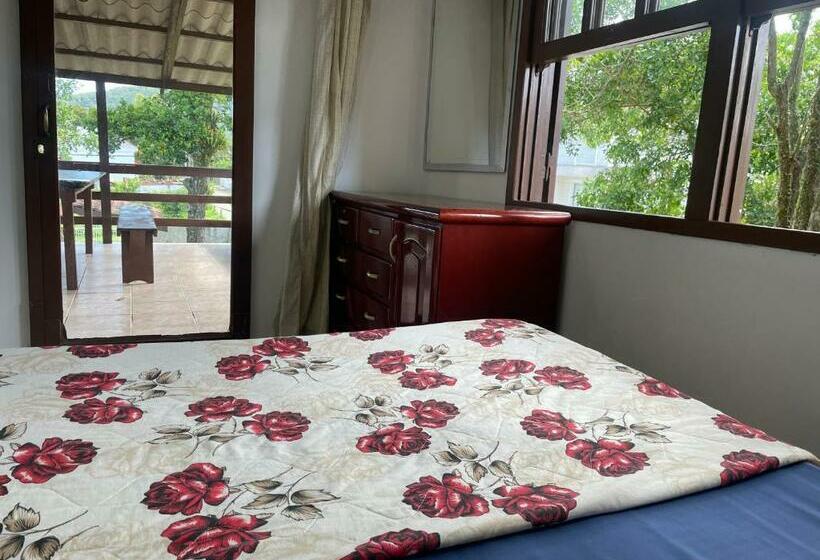 فندق صغير Pousada Happy