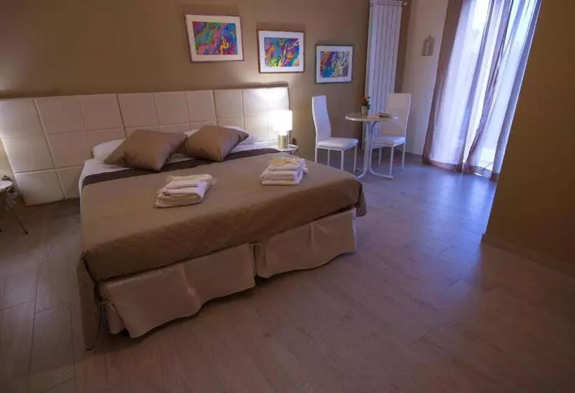 تختخواب و صبحانه Dimora Offidius