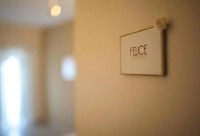 تختخواب و صبحانه Dimora Offidius