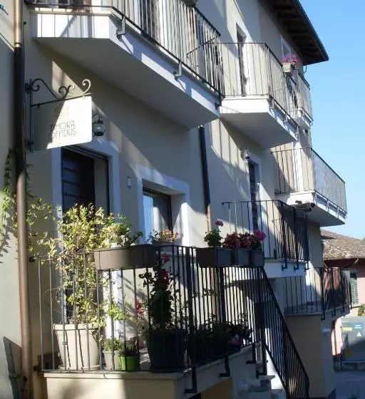 تختخواب و صبحانه Dimora Offidius