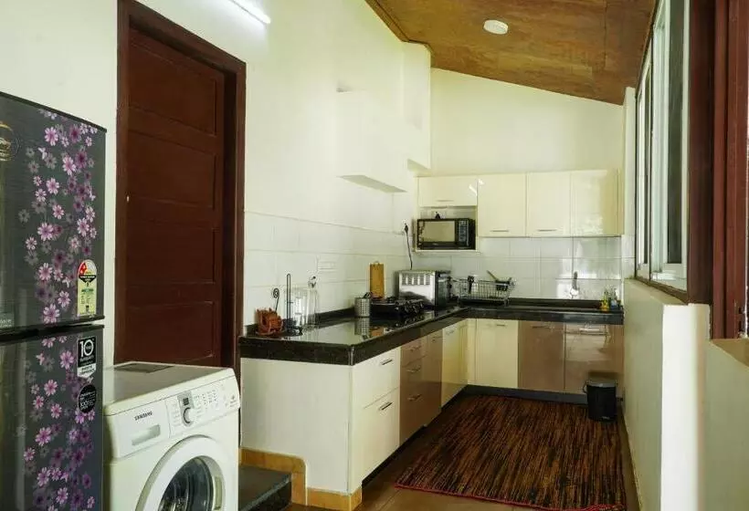 Aamiaismajoitus (B&B) Vanajyotsna Forest Home