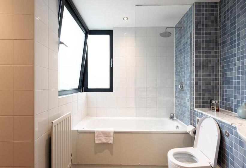 Farringdon Laceby Apartments