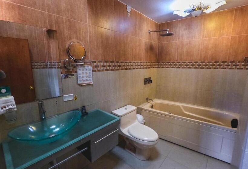 Gran Kunturwasi Hotel Senior