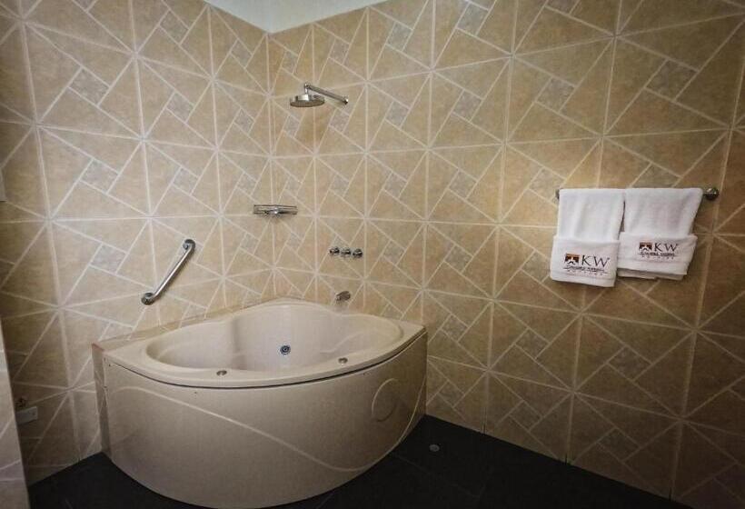 Gran Kunturwasi Hotel Senior