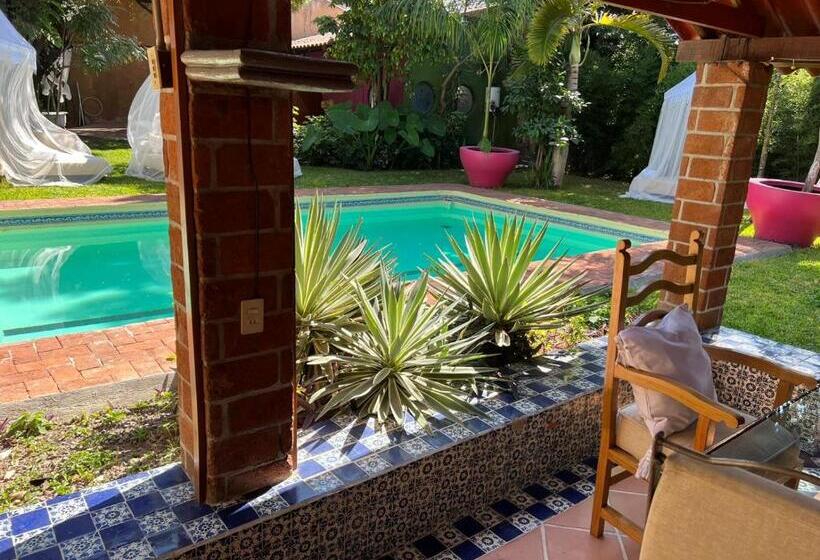 Otel Etnico Local House