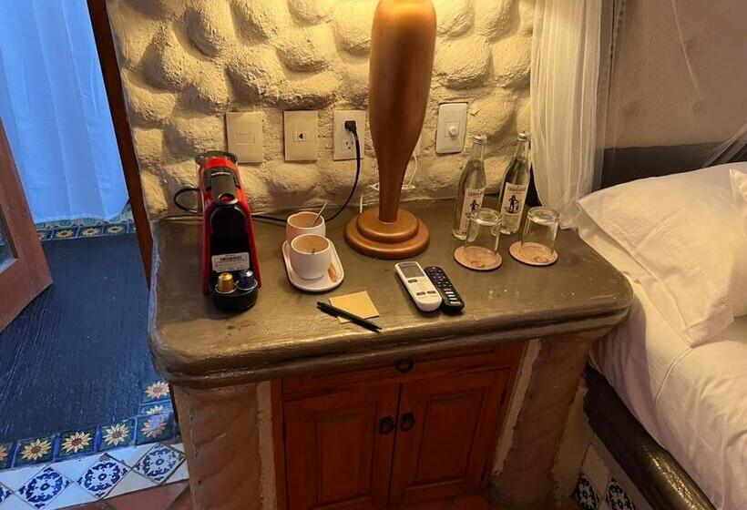 Otel Etnico Local House