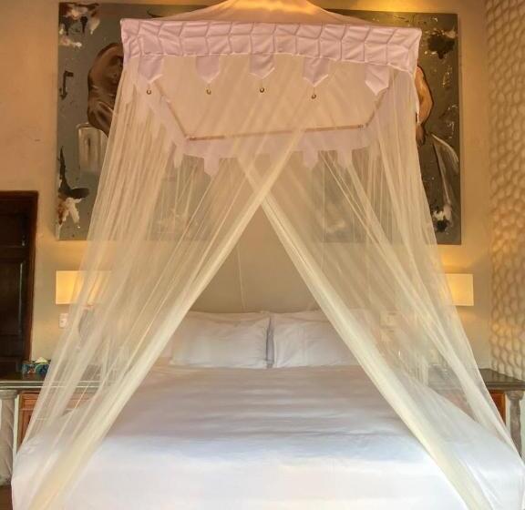 Otel Etnico Local House