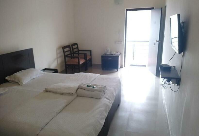 ホテル Grand Daswal B&b