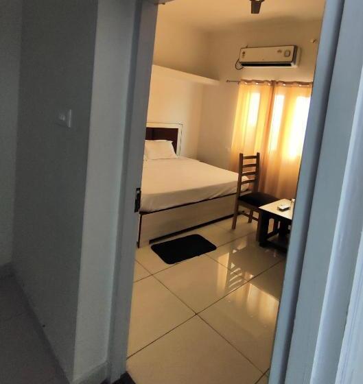 هتل Heartwood City Corbett