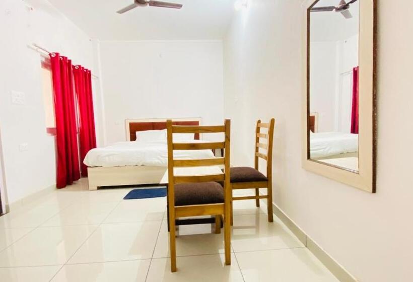 هتل Heartwood City Corbett