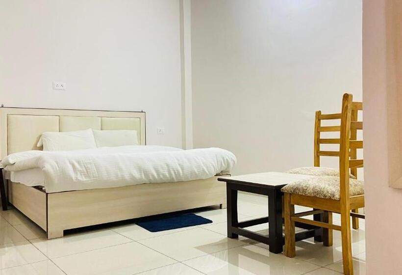 هتل Heartwood City Corbett