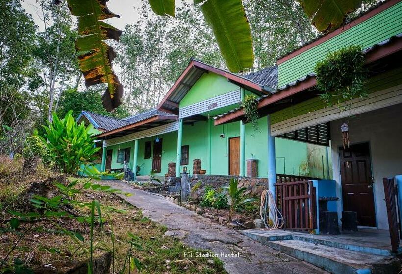 호텔 Hill Station Hostel At Chor Chaba