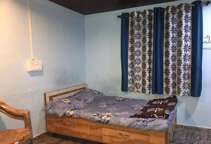 Hotelli Ingawale Farmhouse