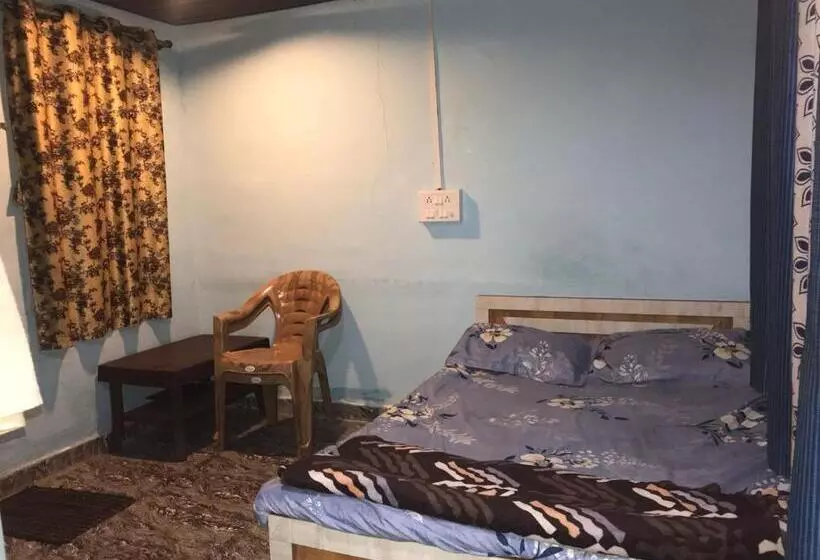 Hotelli Ingawale Farmhouse