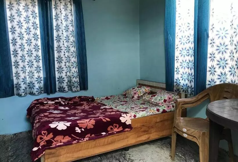 Hotelli Ingawale Farmhouse