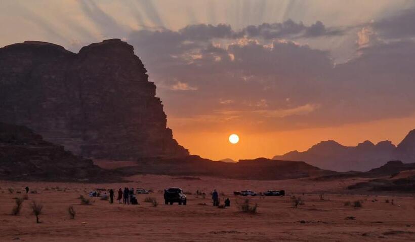 هتل Maestro Camp Wadi Rum