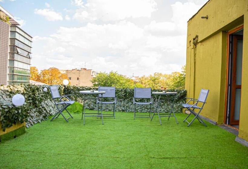 هتل Occidental Wise Transit