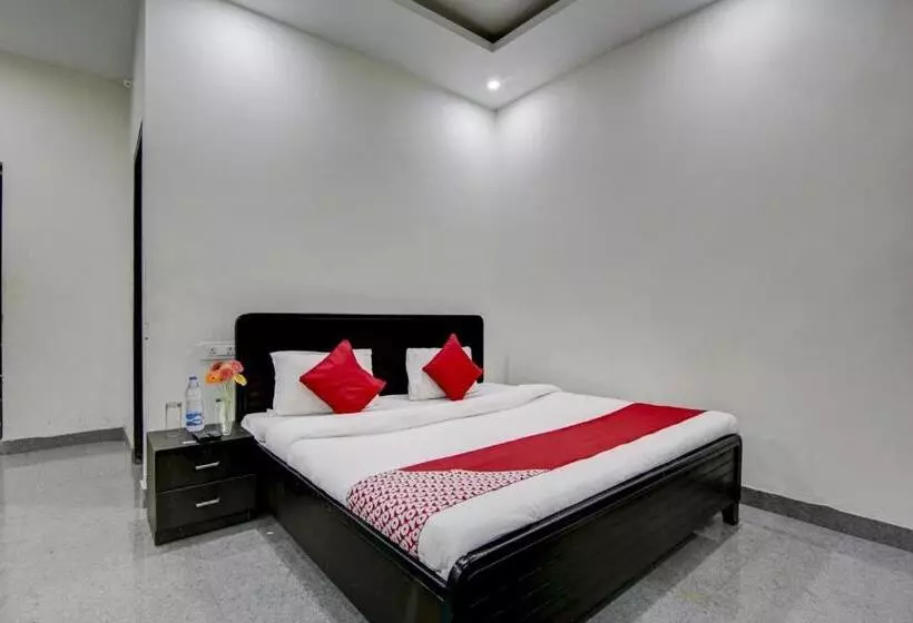 Hotelli Parinay Vatika Banquet & Party Lawn