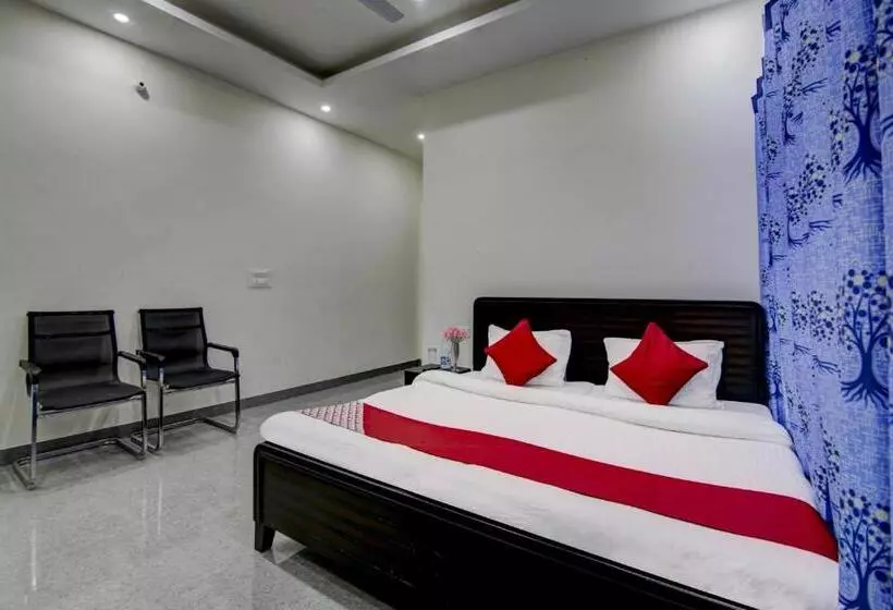 Hotelli Parinay Vatika Banquet & Party Lawn