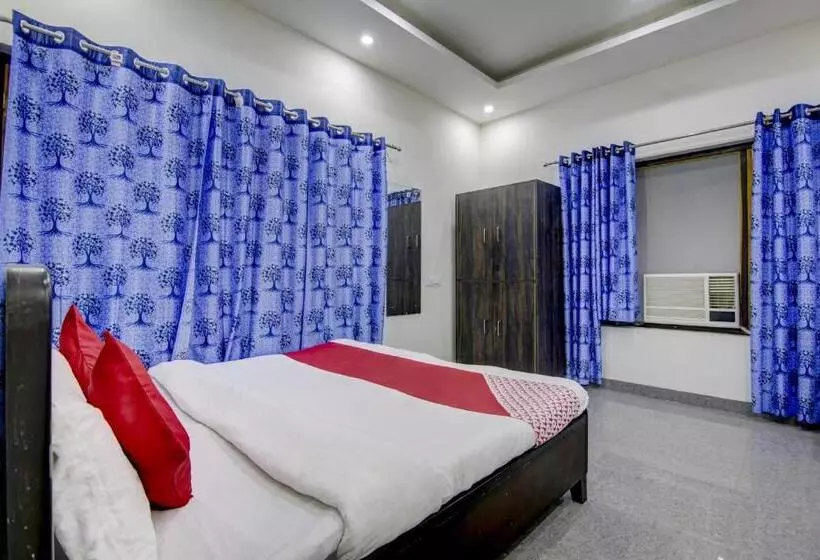 Hotelli Parinay Vatika Banquet & Party Lawn