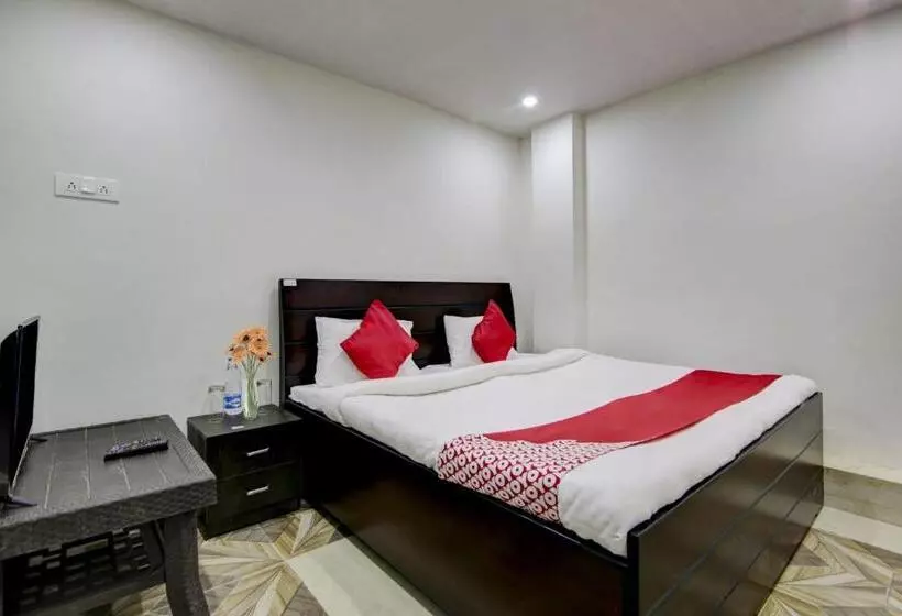 Hotelli Parinay Vatika Banquet & Party Lawn