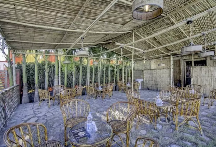 Hotelli Parinay Vatika Banquet & Party Lawn