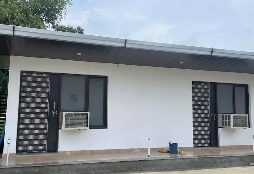 Hotelli Parinay Vatika Banquet & Party Lawn