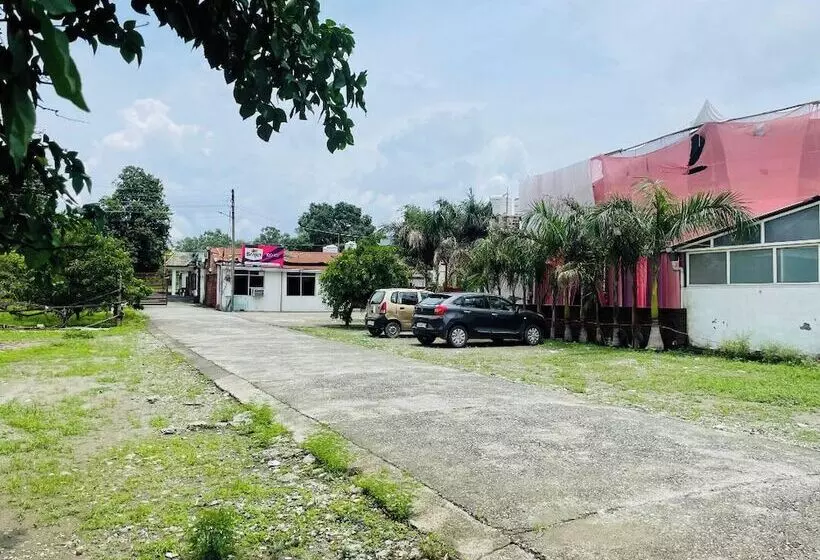 Hotelli Parinay Vatika Banquet & Party Lawn