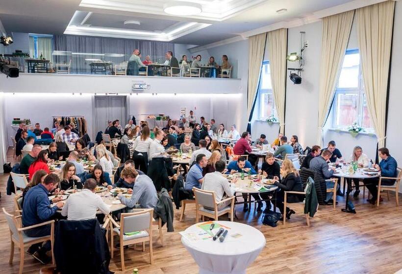 ホテル Salón Missen