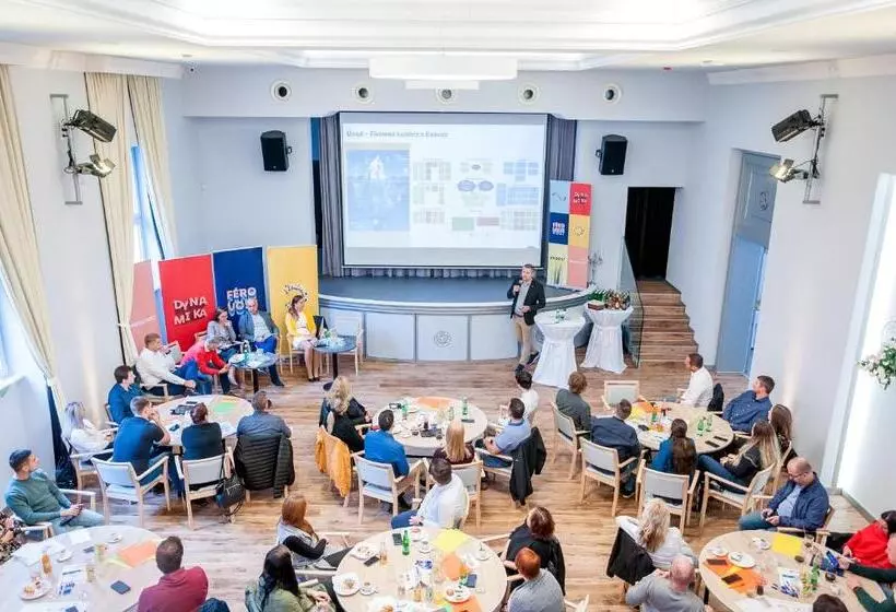 Hotelli Salón Missen