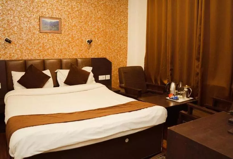 Hotelli Siddhi Vinayak Regency, Mg Marg