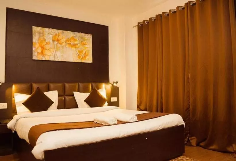 Hotelli Siddhi Vinayak Regency, Mg Marg