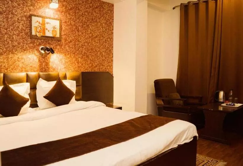 Hotelli Siddhi Vinayak Regency, Mg Marg